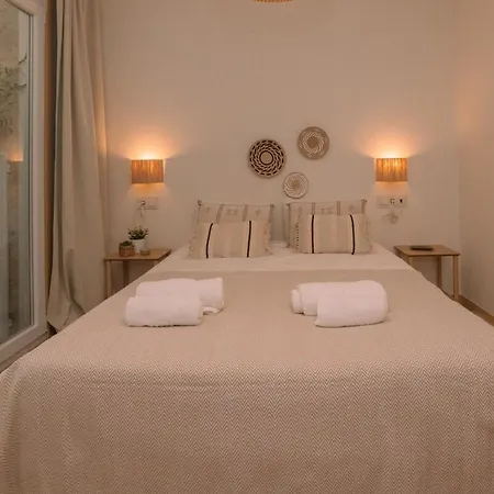 Elegancia Luz Y Calidez - Apto 1 By * Vigo