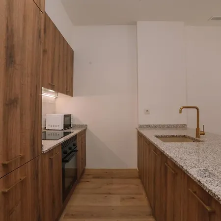 Elegancia Luz Y Calidez - Apto 1 By Apartamento