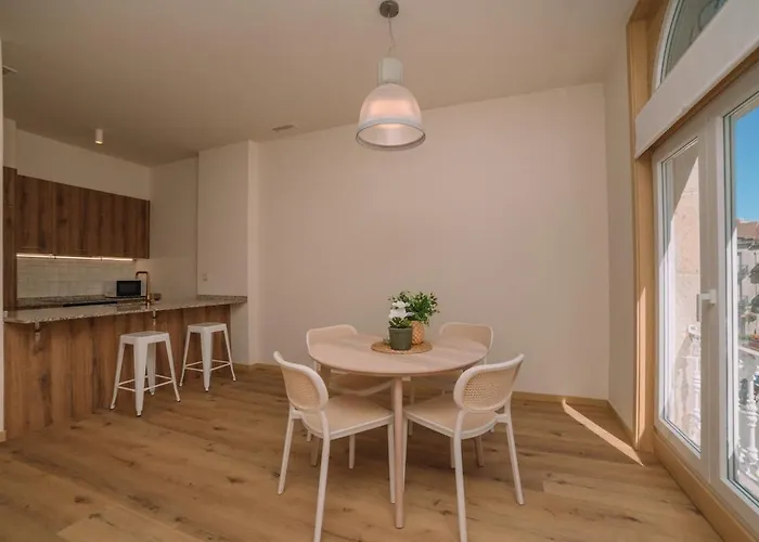 Elegancia Luz Y Calidez - Apto 1 By * Βίγκο